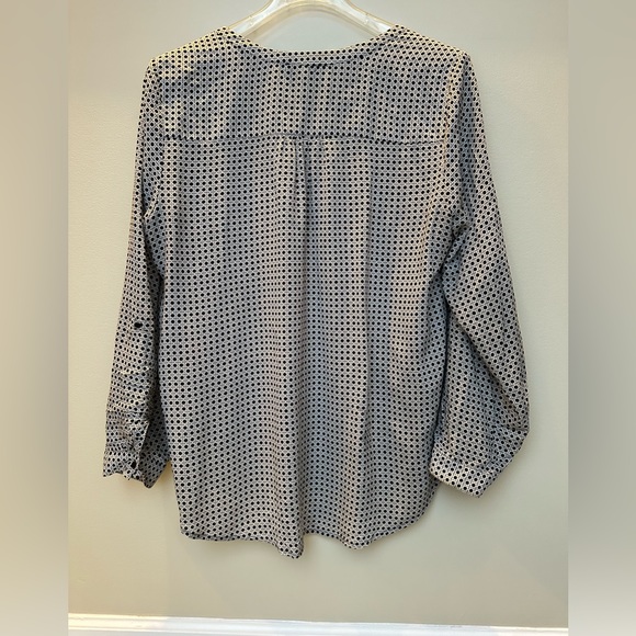 Polka dot top - Picture 2 of 3